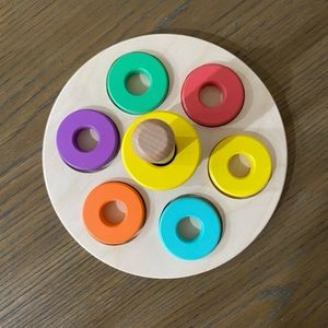 LOVEVERY Flexible Wooden Stacker